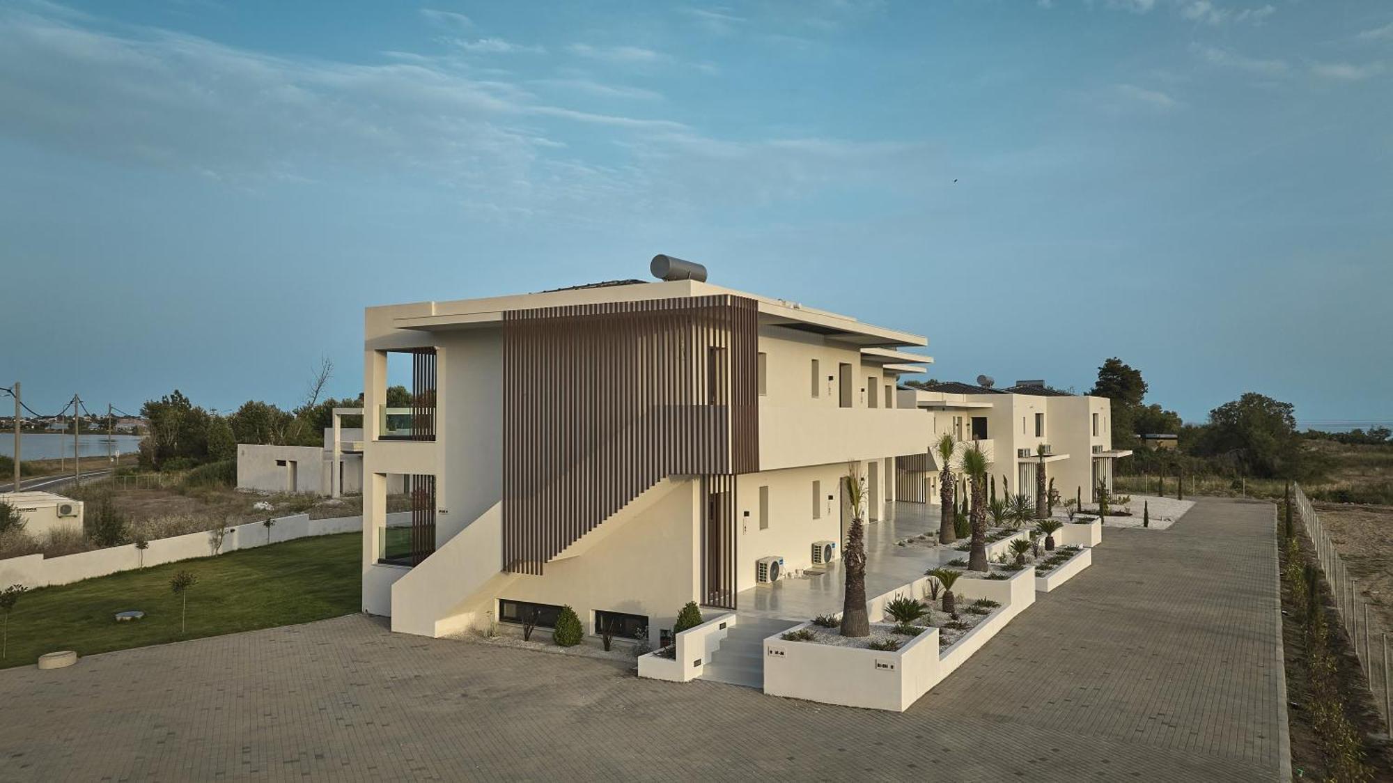 Casa Tsouka Aparthotel Фанарион Екстериор снимка