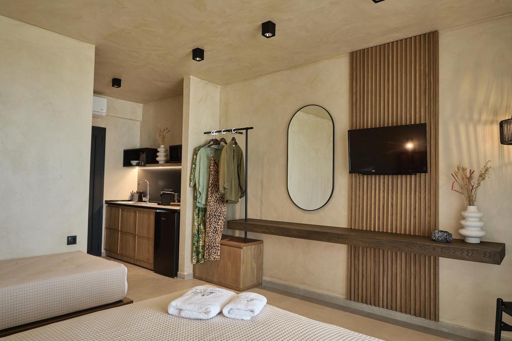 Casa Tsouka Aparthotel Фанарион Екстериор снимка