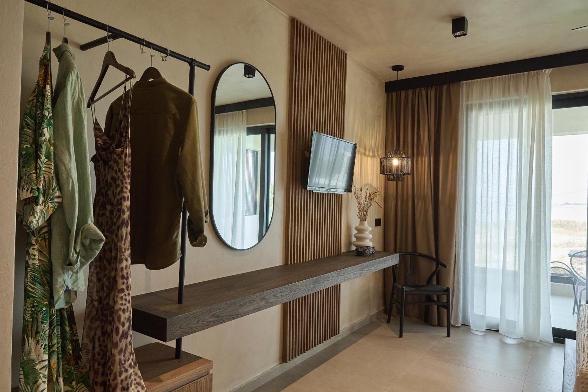 Casa Tsouka Aparthotel Фанарион Екстериор снимка